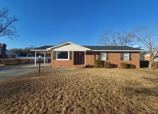 Property at 1208 Cullen Dr, Fayetteville, NC, 28304, 3 beds, 2 baths, [object Object]