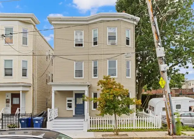 Property at 11 Harbor View St Unit 3, Boston, MA, 02125, 4 beds, 1 bath, [object Object]