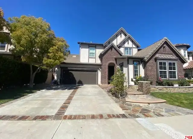 Property at 1931 W Meadowbrook Dr, Santa Ana, CA, 92704, 4 beds, 4.5 baths, [object Object]