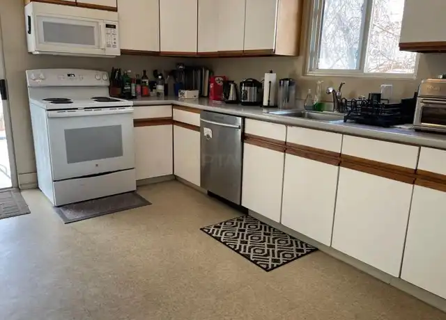 Property at 343 Main St, Medford, MA, 02155, 5 beds, 6 baths, [object Object]
