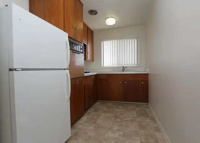Property at 201 N Garden Ave Unit 91-06 (UM2AC), Sierra Vista, AZ, 85635, 2 beds, 1 bath, [object Object]