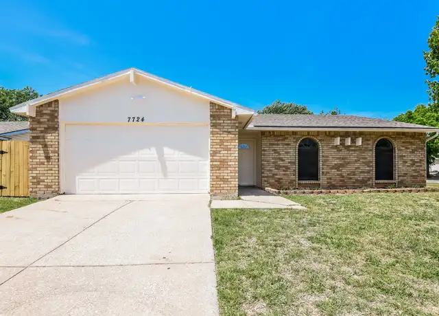 Property at 7724 Whirlwind Dr, Fort Worth, TX, 76133, 3 beds, 2 baths, [object Object]