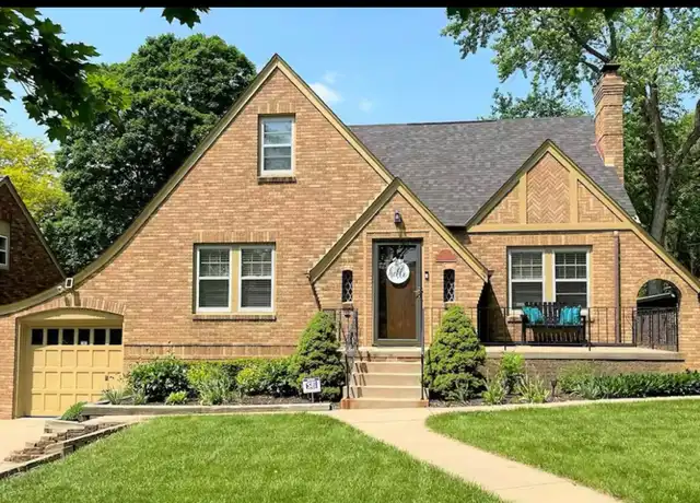 Property at 2312 N 52nd St, Omaha, NE, 68104, 3 beds, 3 baths, [object Object]