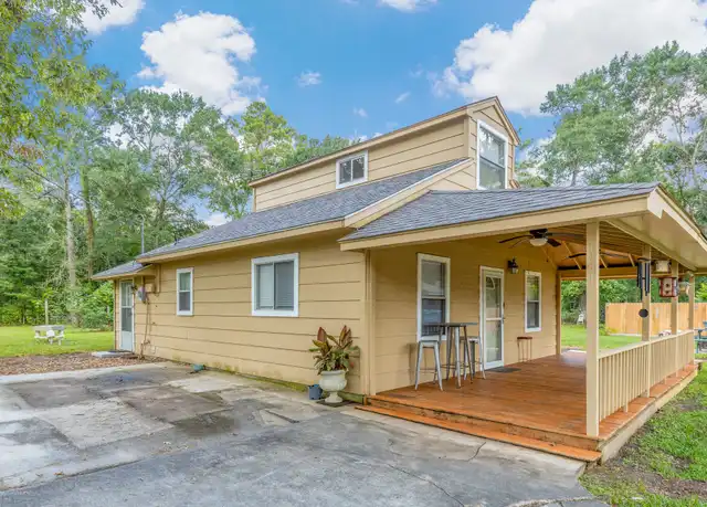 Property at 14519 Oakleaf Dr, Conroe, TX, 77302, 2 beds, 1 bath, [object Object]