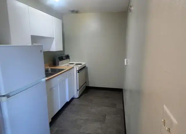 Property at 1951 Clinton St Unit 8, Aurora, CO, 80010, 1 bed, 1 bath, [object Object]