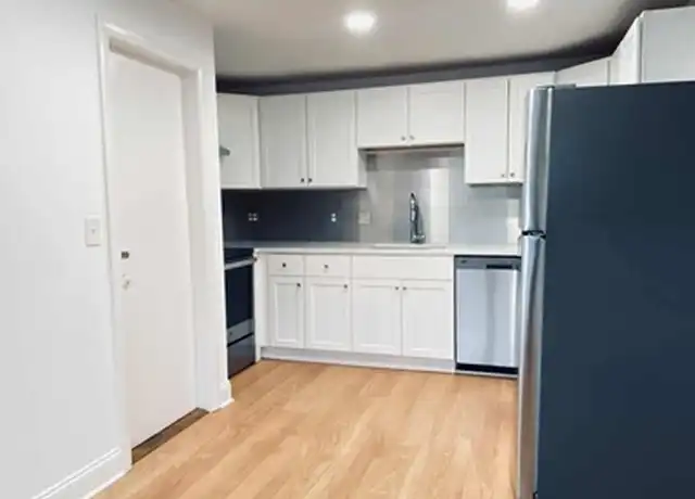 Property at 68 Preston St Unit 2D, Wakefield, MA, 01880, 2 beds, 1 bath, [object Object]