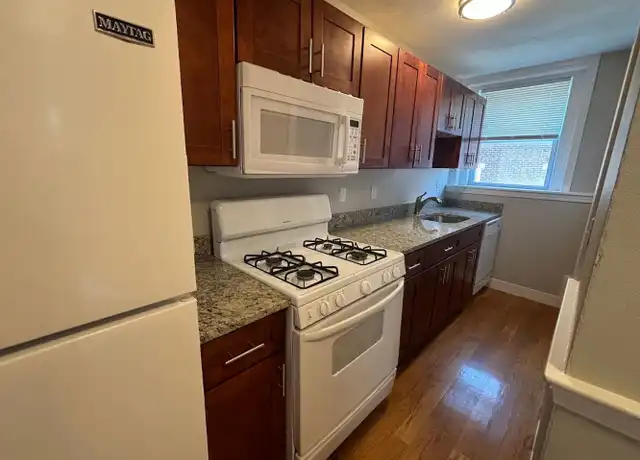 Property at 260 Washington St Unit 25, Salem, MA, 01970, 2 beds, 1 bath, [object Object]