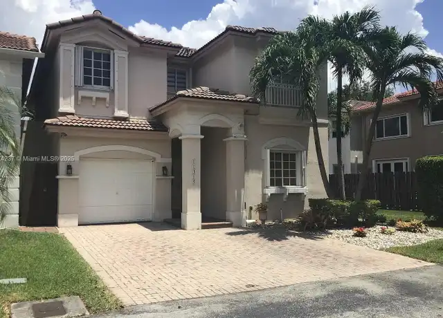 Property at 11315 NW 72nd Ln Unit 11315, Doral, FL, 33178, 4 beds, 3 baths, [object Object]