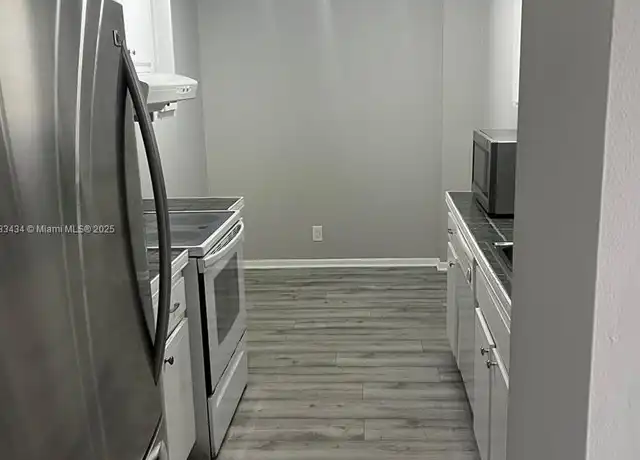 Property at 4200 Hillcrest Dr #505, Hollywood, FL, 33021, 1 bed, 1.5 baths, [object Object]