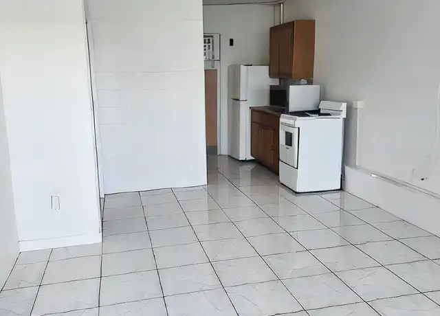 Property at 2064 Young St Unit 102, Honolulu, HI, 96826, 0 beds, 1 bath, [object Object]