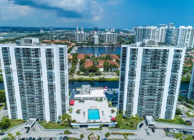Property at 3675 N Country Club Dr #2502, Miami, FL, 33180, 1 bed, 2 baths, [object Object]