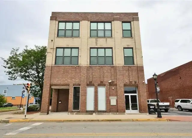 Property at 401 9th St, New Kensington, PA, 15068, 2 beds, 1 bath, [object Object]