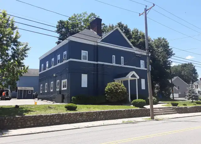 Property at 143 Groveland St Unit 2, Haverhill, MA, 01830, 1 bed, 1 bath, [object Object]