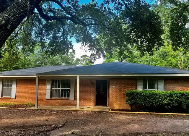 Property at 29720 Shady Brook Ln, Magnolia, TX, 77355, 3 beds, 1 bath, [object Object]