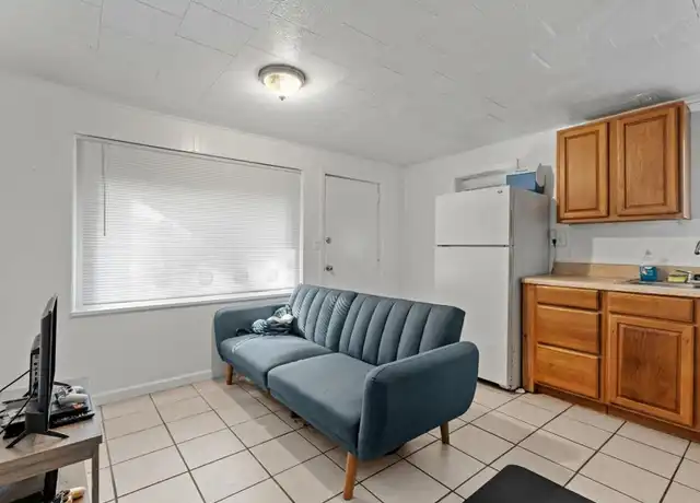 Property at 243 S Lipona Rd Unit 243-B, Tallahassee, FL, 32304, 1 bed, 1 bath, [object Object]