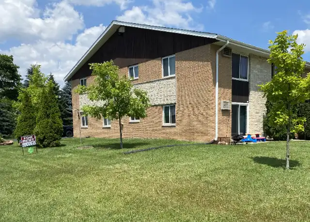 Property at 6450 W Norwich Ave Unit 7, Greenfield, WI, 53220, 1 bed, 1 bath, [object Object]