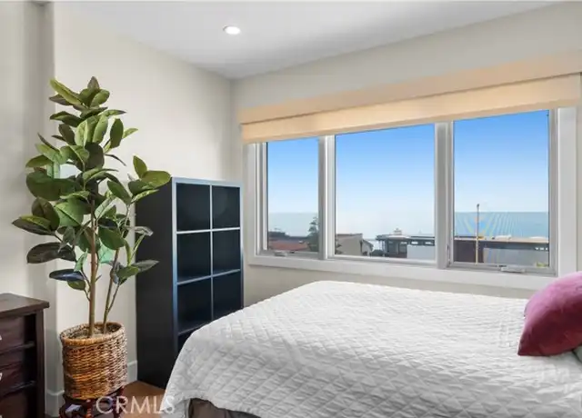 Property at 2405 Crest Dr, Manhattan Beach, CA, 90266, 1 bed, 1 bath, [object Object]