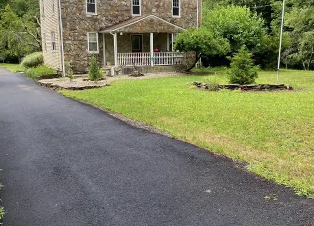 Property at 211 County Route 520 Unit 2, Englishtown, NJ, 07726, 2 beds, 1 bath, [object Object]