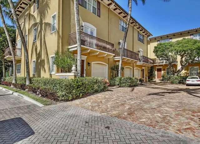 Property at 72 SE 6th Ave Unit C, Delray Beach, FL, 33483, 3 beds, 3.5 baths, [object Object]