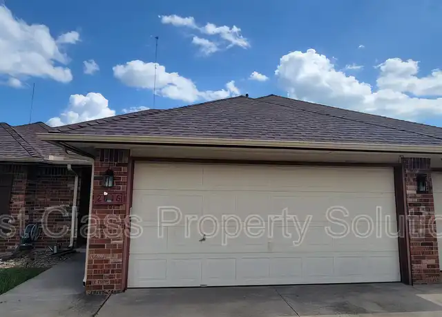 Property at 2816 SE 95th St, Moore, OK, 73160, 5 beds, 3 baths, [object Object]