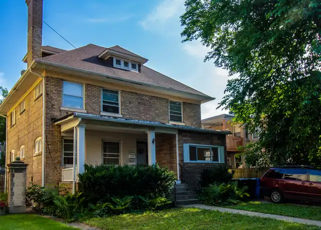 Property at 1645 W Estes Ave Unit 1, Chicago, IL, 60626, 3 beds, 2 baths, [object Object]
