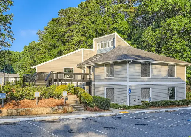 Photo of 1805 Roswell Rd, Marietta, GA 30062