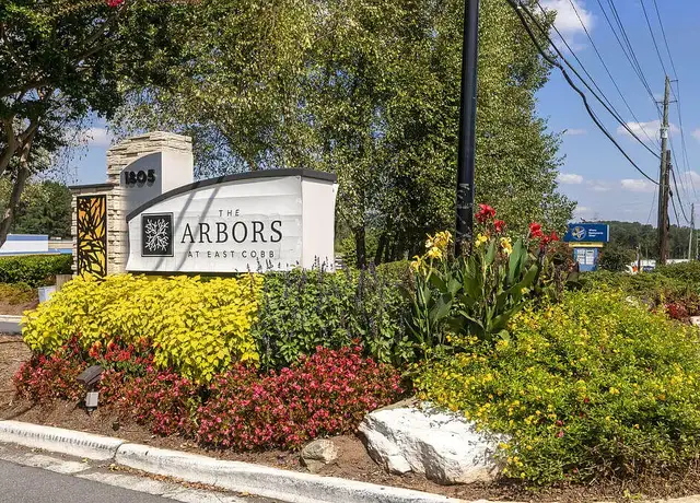 Photo of 1805 Roswell Rd, Marietta, GA 30062