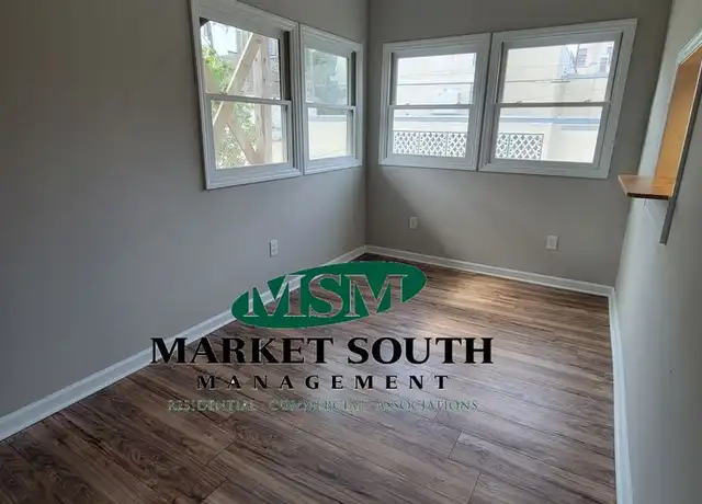 Property at 301 E Liberty Unit B, Savannah, GA, 31401, 1 bed, 1 bath, [object Object]