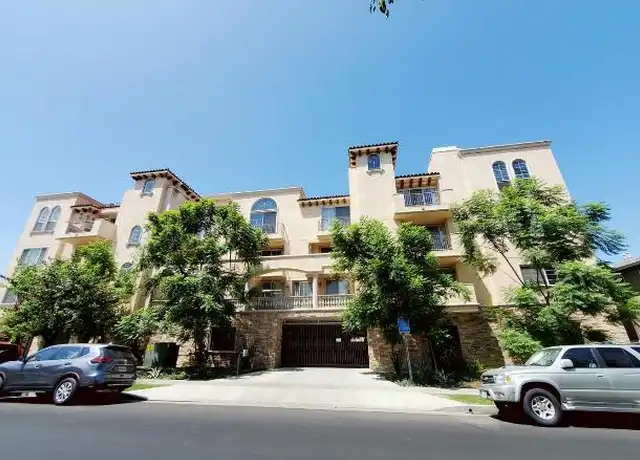 Property at 837 N Hudson Ave, Los Angeles, CA, 90038, 2 beds, 2 baths, [object Object]