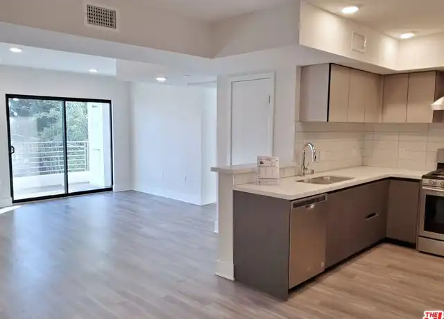 Property at 5030 Rosewood Ave Unit 502, Los Angeles, CA, 90004, 3 beds, 2 baths, [object Object]
