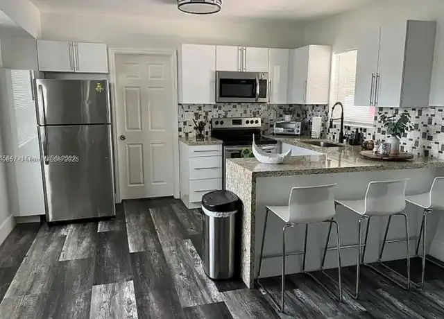 Property at 6411 SW 20th St Unit 20 6411, Miramar, FL, 33023, 3 beds, 2 baths, [object Object]