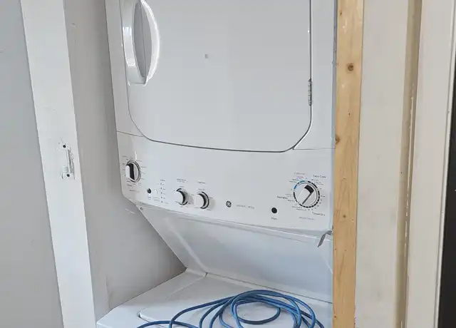 Property at 2103 N Sawyer Ave Unit 3, Chicago, IL, 60647, 0 beds, 1 bath, [object Object]