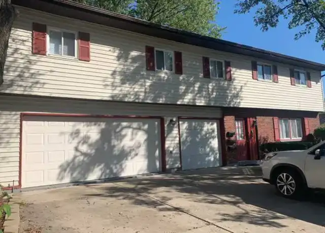 Property at 30 Royal Dr Unit 2 52337121, Springboro, OH, 45066, 2 beds, 1 bath, [object Object]