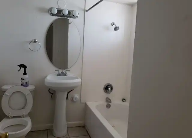 Property at 2535 W Highland Ave Unit 107, Phoenix, AZ, 85017, 1 bed, 1 bath, [object Object]