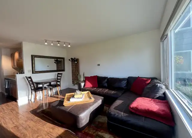 Property at 817 P St #817, Anchorage, AK, 99501, 1 bed, 1 bath, [object Object]