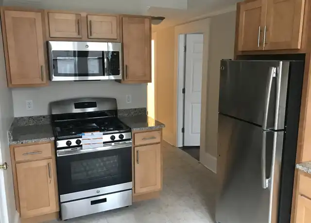 Property at 16 Short St Unit 5, Brookline, MA, 02446, 2 beds, 1 bath, [object Object]