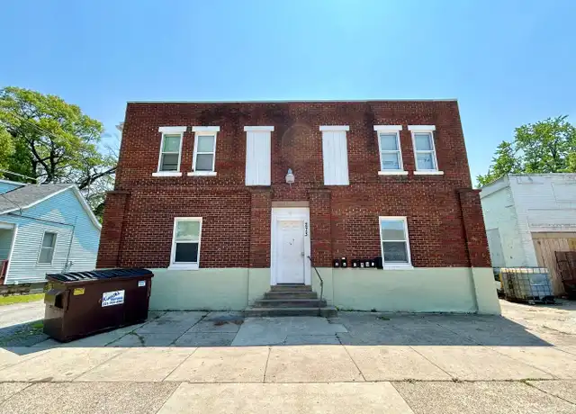 Property at 273 E Forest Ave Unit 2, Muskegon, MI, 49442, 1 bed, 1 bath, [object Object]