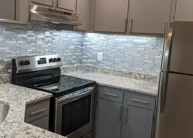 Property at 15 Covington St Unit 107, New Britain, CT, 06053, 1 bed, 1 bath, [object Object]
