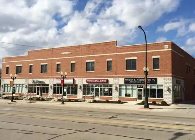 Property at 437 W State St Unit 2 Bedroom, Sycamore, IL, 60178, 2 beds, 2 baths, [object Object]