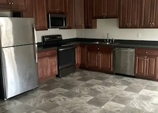 Property at 3572 Lincoln Hwy E, Kinzers, PA, 17535, 2 beds, 1 bath, [object Object]