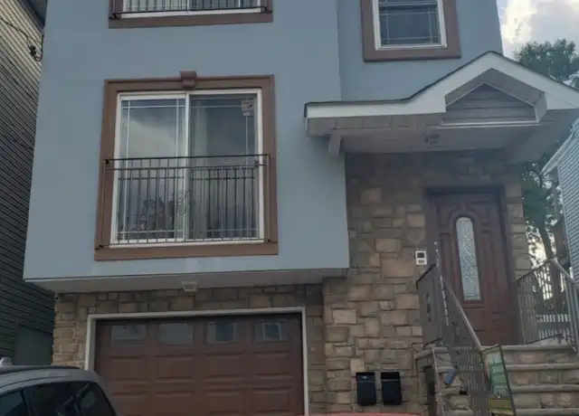 Property at 634 Magnolia Ave Unit 1, Elizabethport, NJ, 07206, 2 beds, 1 bath, [object Object]