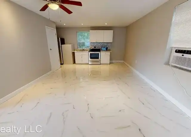 Property at 1374 Agnes St Unit B, Jacksonville, FL, 32208, 2 beds, 1 bath, [object Object]