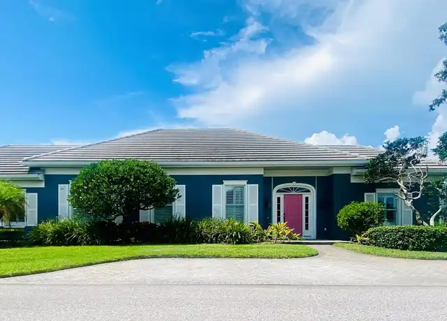 Property at 16 Gulf Manor Dr, Venice, FL, 34285, 3 beds, 3 baths, [object Object]