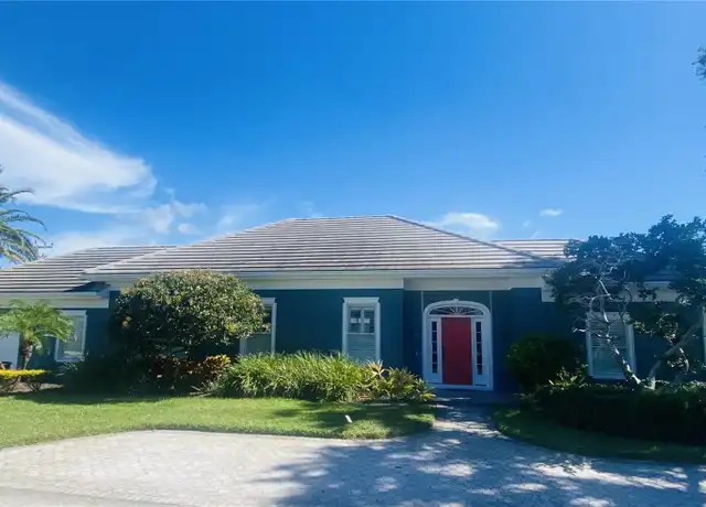 Property at 16 Gulf Manor Dr, Venice, FL, 34285, 3 beds, 3 baths, [object Object]