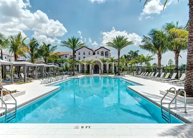 Photo of 13805 Emerson St, Palm Beach Gardens, FL 33418
