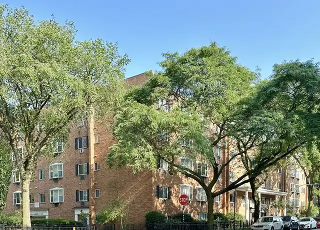 Property at 3823 N Pine Grove Ave Unit P123, Chicago, IL, 60613, 2 beds, 1.5 baths, [object Object]