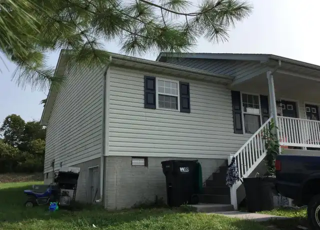 Property at 570 Chester St, Strasburg, VA, 22657, 2 beds, 1 bath, [object Object]