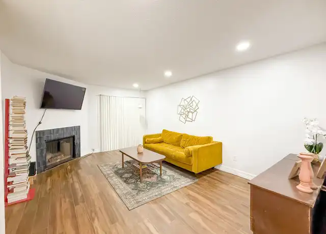 Property at 2120 El Paseo St #1207, Houston, TX, 77054, 2 beds, 2 baths, [object Object]