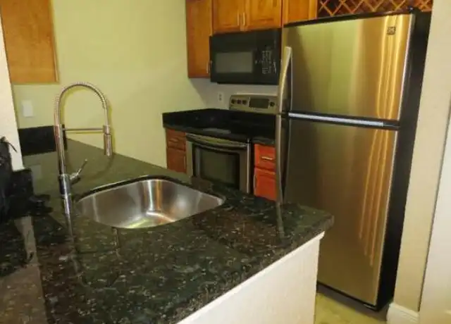 Property at 2851 N Oakland Forest Dr, Oakland Park, FL, 33309, 1 bed, 1 bath, [object Object]
