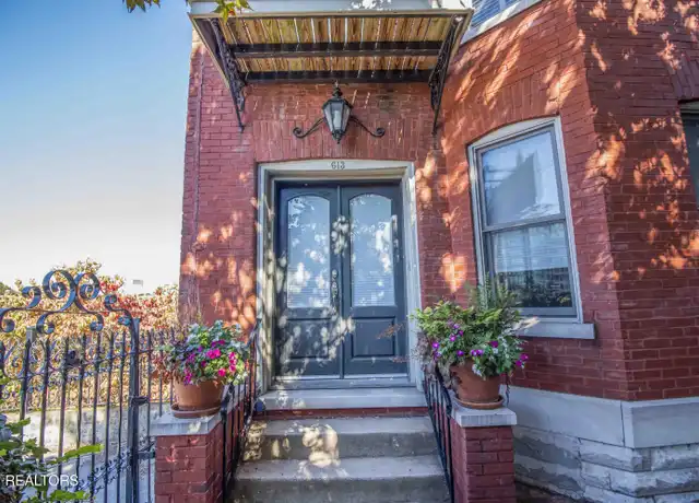 Property at 613 Union Ave, Knoxville, TN, 37902, 3 beds, 2 baths, [object Object]